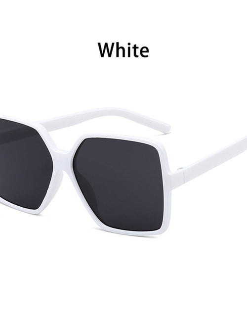Load image into Gallery viewer, 1 PC Car Motor Oversized Square Sunglasses for Women and Men UV Protection Eyeglasses Retro Big Frame Sun Glasses Fashion Shades
